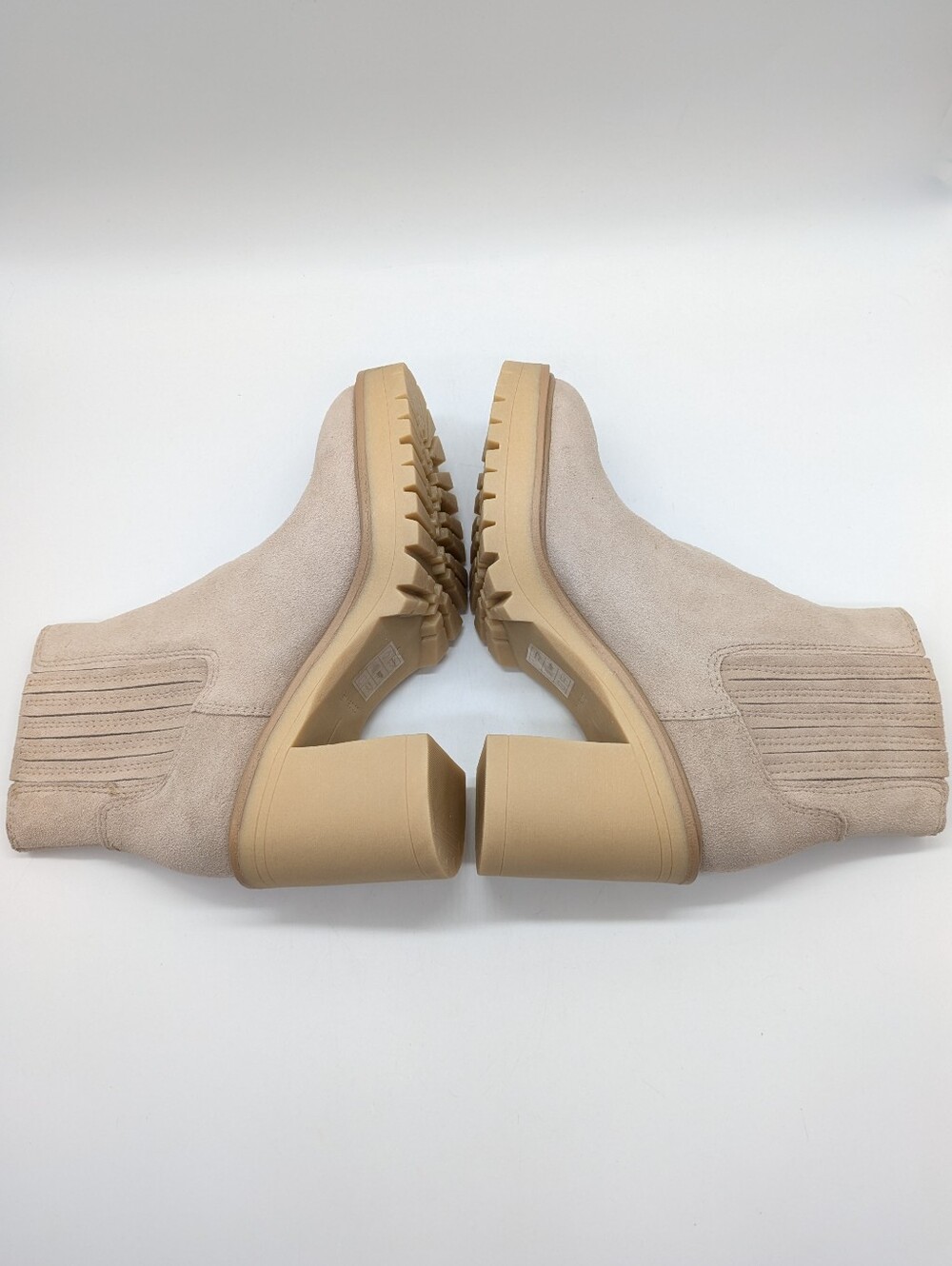 Dolce Vita Caster H2O Cream Suede Heeled Ankle Booties 7 - Picture 5 of 12